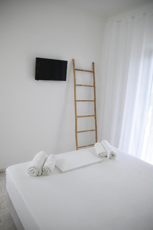 Haus Risos Next Generation Apartment Торони Екстериор снимка