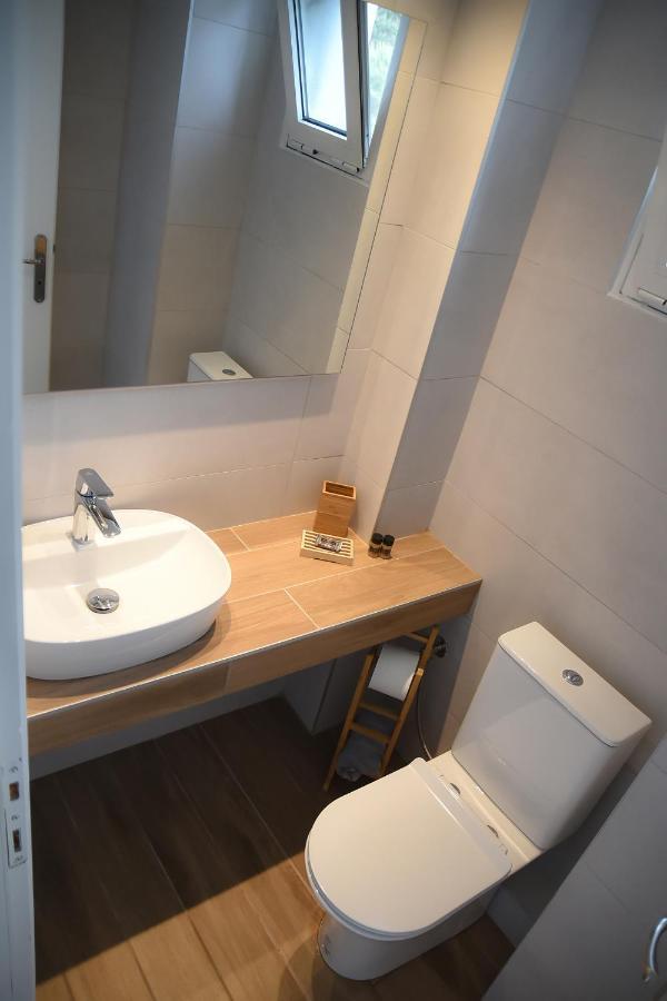 Haus Risos Next Generation Apartment Торони Екстериор снимка