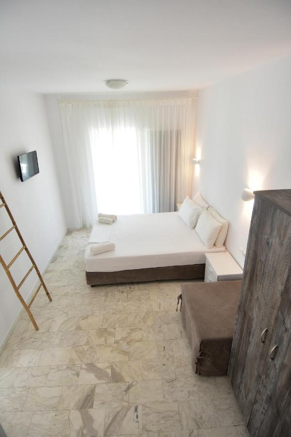 Haus Risos Next Generation Apartment Торони Екстериор снимка