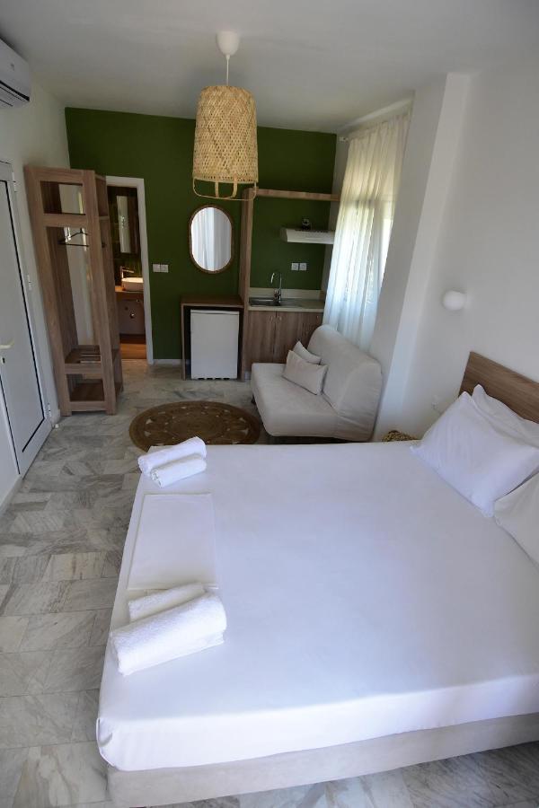 Haus Risos Next Generation Apartment Торони Екстериор снимка